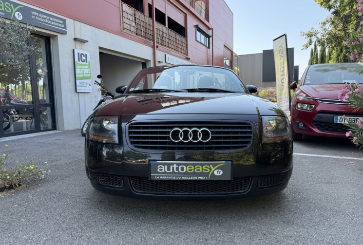 Audi TT ROADSTER 1.8 i Turbo 180cv / Suivi d’entretiens / Distribution à jour / Bose