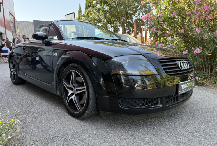 Audi TT ROADSTER 1.8 i Turbo 180cv / Suivi d’entretiens / Distribution à jour / Bose