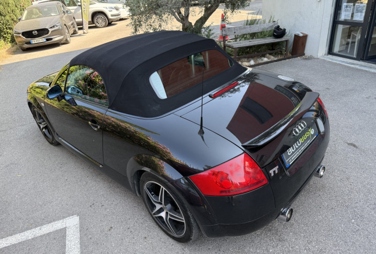Audi TT ROADSTER 1.8 i Turbo 180cv / Suivi d’entretiens / Distribution à jour / Bose