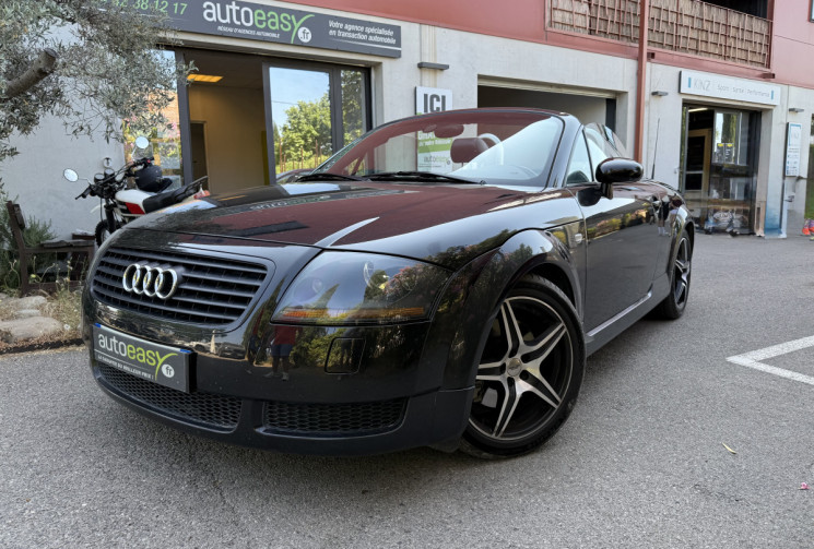 Audi TT ROADSTER 1.8 i Turbo 180cv / Suivi d’entretiens / Distribution à jour / Bose