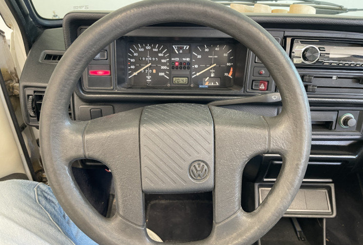 Volkswagen Golf CABRIOLET 1.8 90cv SPORT LINE + SELLERIE CUIR / EXCELLENT ETAT / Garantie 6 mois