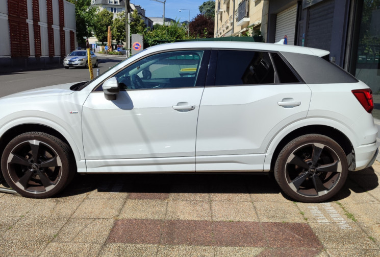 Audi Q2 1.6 Tdi 116 Ch / S Line / Virtual cokpit / Bang & Olufsen 