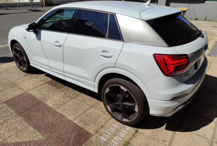 Audi Q2 1.6 Tdi 116 Ch / S Line / Virtual cokpit / Bang & Olufsen 