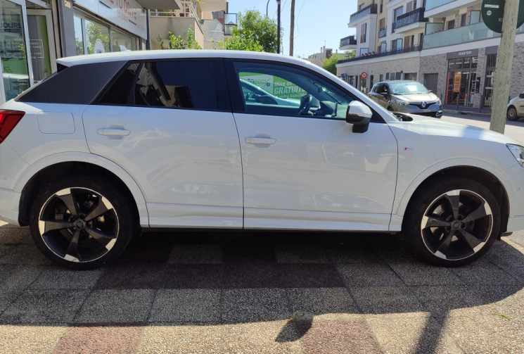 Audi Q2 1.6 Tdi 116 Ch / S Line / Virtual cokpit / Bang & Olufsen 