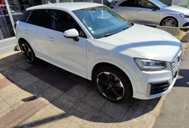 Audi Q2 1.6 Tdi 116 Ch / S Line / Virtual cokpit / Bang & Olufsen 