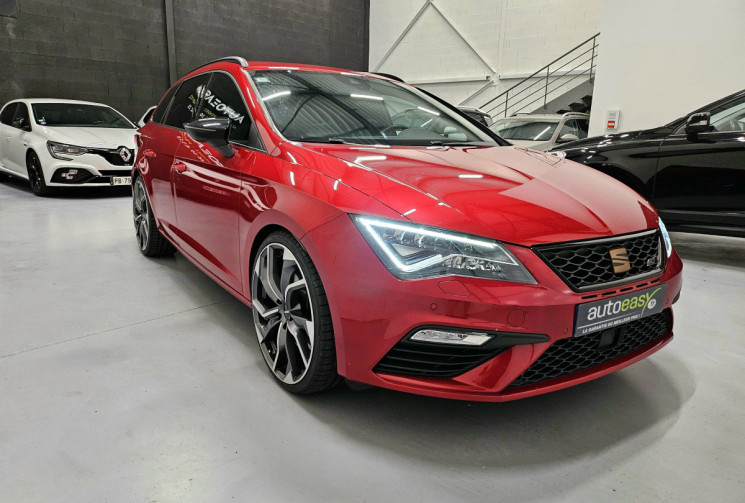 SEAT Leon cupra st 300 cv dsg7 4X4 / j 20¨/ carplay