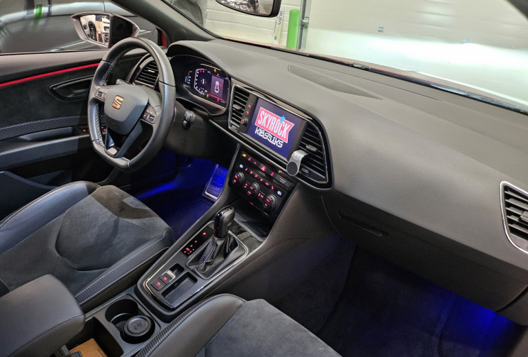 SEAT Leon cupra st 300 cv dsg7 4X4 / j 20¨/ carplay