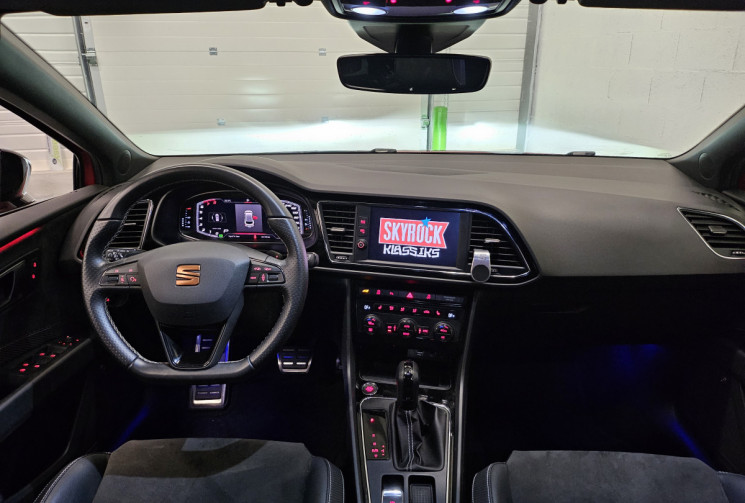 SEAT Leon cupra st 300 cv dsg7 4X4 / j 20¨/ carplay