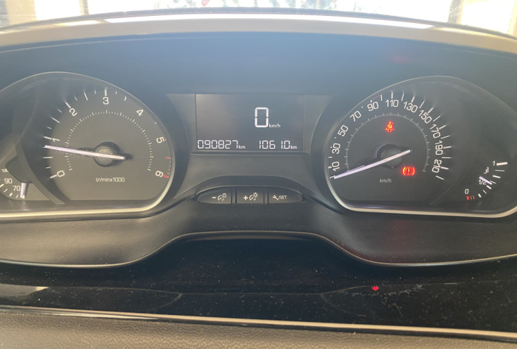Peugeot 208 1.6 Bluehdi 75 ch phase 2 ACTIVE BUSINESS DISTRIBUTION NEUVE
