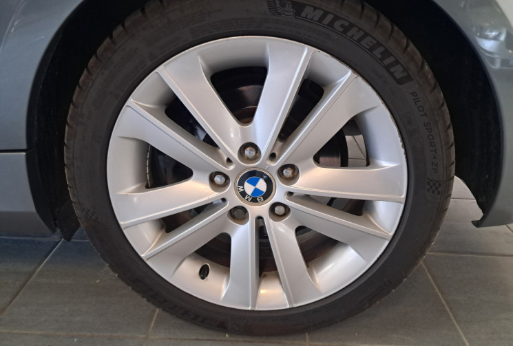 BMW Série 1  (E88) Cabriolet 118d 2.0D 143ch Luxe BVM6 - TBE - GARANTIE -