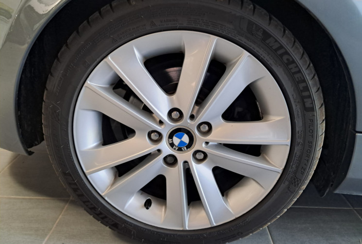 BMW Série 1  (E88) Cabriolet 118d 2.0D 143ch Luxe BVM6 - TBE - GARANTIE -