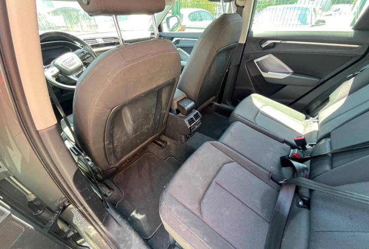 Audi Q3 35 TFSI 150ch Mild Hybrid Business line S tronic 7