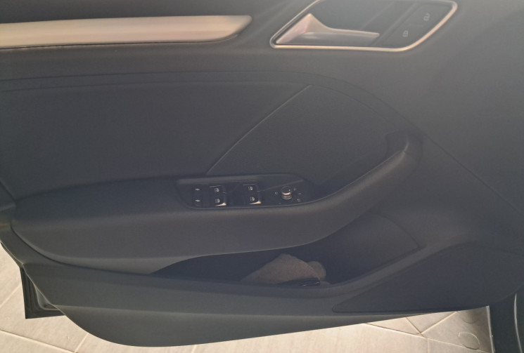 Audi A3 BERLINE 2.0 TDI 150 S tronic  S-LINE - TBE - GARANTIE -