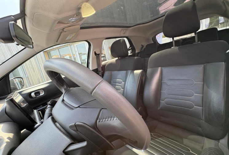 Citroën C4 CACTUS 1.6 HDI SHINE 92 / BOITE AUTOMATIQUE / GARANTIE 12 MOIS 