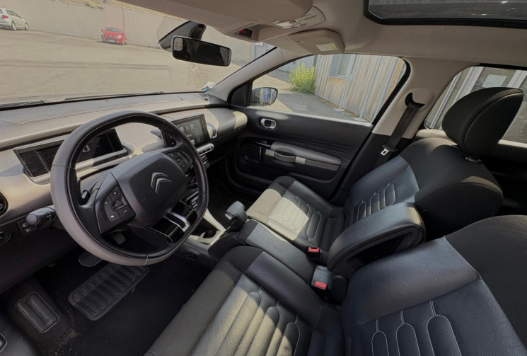 Citroën C4 CACTUS 1.6 HDI SHINE 92 / BOITE AUTOMATIQUE / GARANTIE 12 MOIS 
