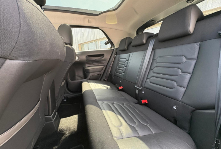 Citroën C4 CACTUS 1.6 HDI SHINE 92 / BOITE AUTOMATIQUE / GARANTIE 12 MOIS 