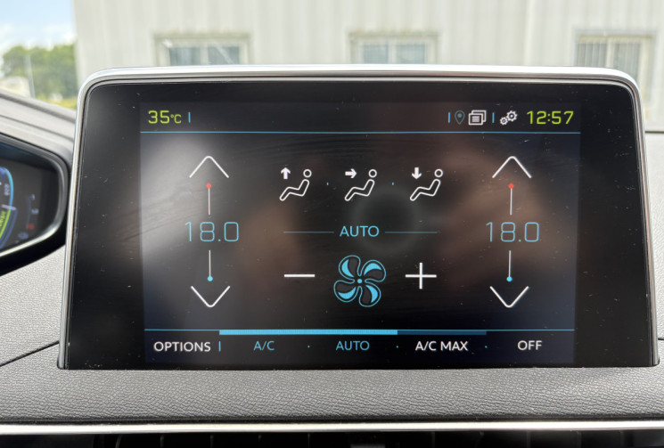 Peugeot 3008 GT 300 cv HYBRID 4 e-EAT8 * Toit Ouvrant * Carplay * Caméra * Hayon Elec * Keyless