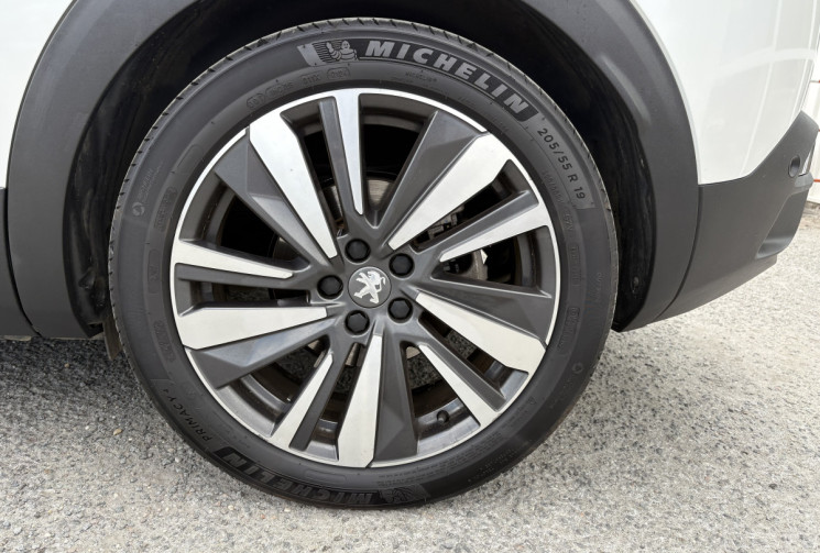 Peugeot 3008 GT 300 cv HYBRID 4 e-EAT8 * Toit Ouvrant * Carplay * Caméra * Hayon Elec * Keyless