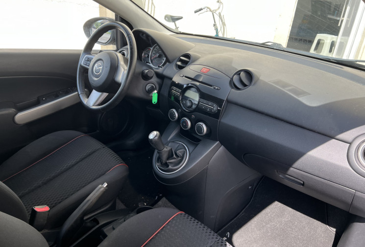 Mazda 2 Phase II 1.3 MZR 84 ch