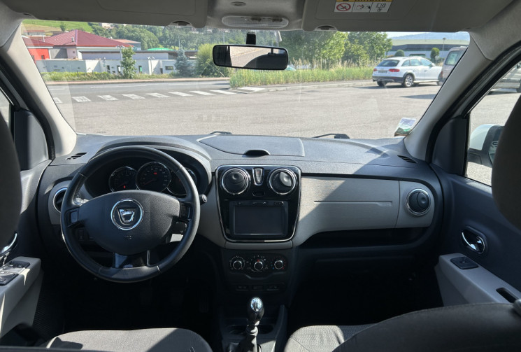 Dacia Lodgy 1.5 dCi 110ch  prestige 7 places ( carnet enretien complet)
