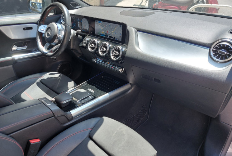 Mercedes GLA 200 1.3 i 163 CH 7G DCT AMG LINE