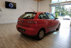 SEAT Ibiza III 1.2 i 12V 64 cv pour professionnel de l'automobile uniquement