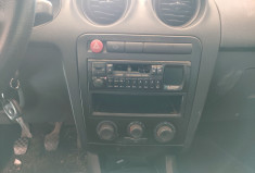 SEAT Ibiza III 1.2 i 12V 64 cv pour professionnel de l'automobile uniquement