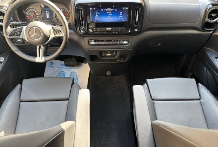 Mercedes Vito 124 cdi Tourer XL Select Origine France 1er Main 58325HT / ETAT NEUF / CAMERA / CUIR 