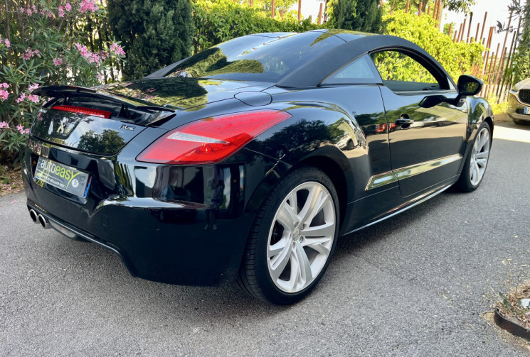 Peugeot RCZ 2.0 HDi FAP 163ch RED CARBON / ENTRETIEN A JOUR / SEULEMENT 300 EXEMPLAIRES 