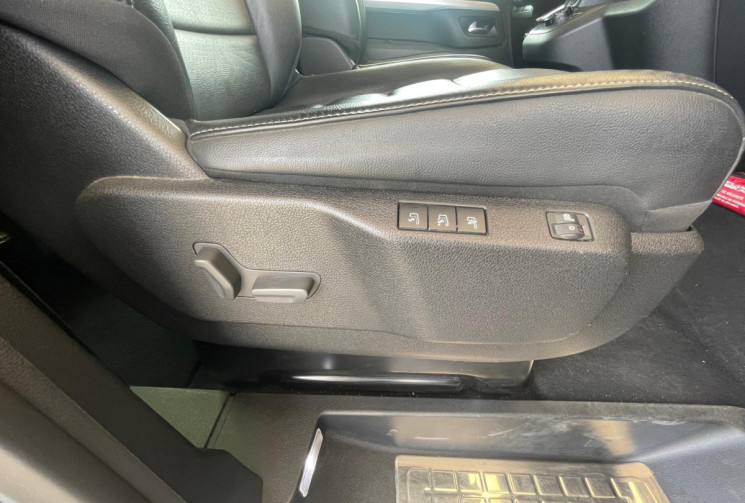 Peugeot TRAVELLER 2.0 HDI EAT8 177 ALLURE / 8 PLACES / BOITE AUTOMATIQUE / GARANTIE 12 MOIS