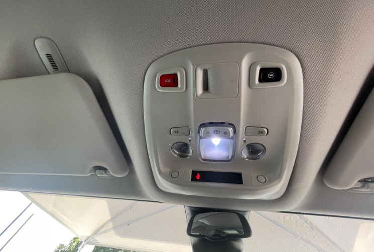 Peugeot TRAVELLER 2.0 HDI EAT8 177 ALLURE / 8 PLACES / BOITE AUTOMATIQUE / GARANTIE 12 MOIS