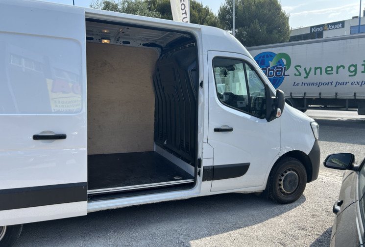 Renault Master III (2) FOURGON TRACTION F3300 L2H2 BLUE DCI 150 Ch CONFORT * 20.825€ HT * SOUMIS TVA