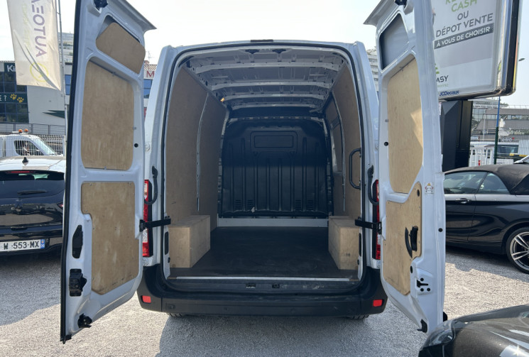 Renault Master III (2) FOURGON TRACTION F3300 L2H2 BLUE DCI 150 Ch CONFORT * 20.825€ HT * SOUMIS TVA