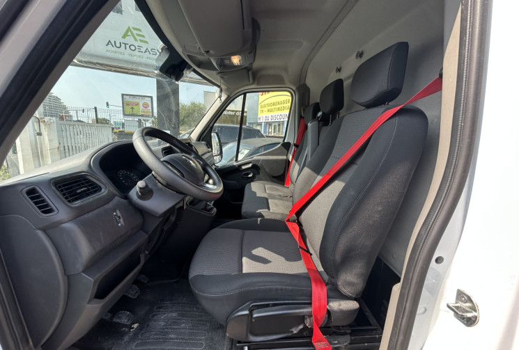 Renault Master III (2) FOURGON TRACTION F3300 L2H2 BLUE DCI 150 Ch CONFORT * 20.825€ HT * SOUMIS TVA