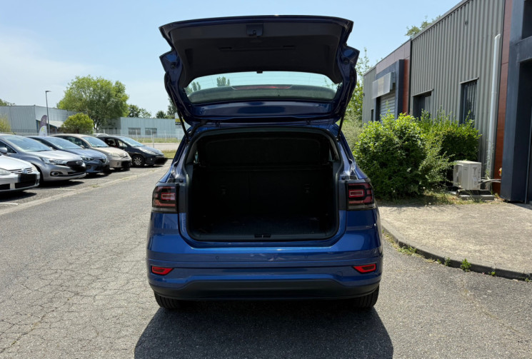 Volkswagen T-Cross  1.0 TSI R-Line DSG7 116 / CARPLAY