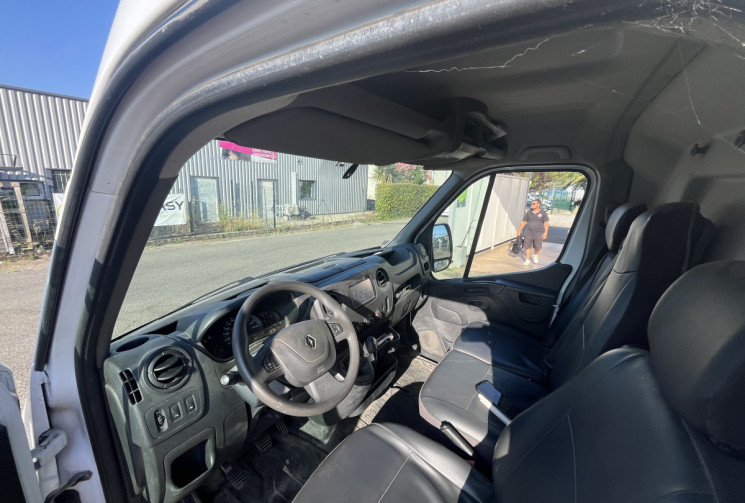 Renault Master F3300 L2H2 2.3 dCi 130ch Grand Confort Euro6