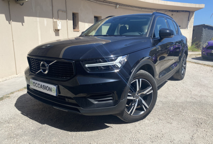 Volvo XC40 T3 163 CH R-DESIGN GEARTRONIC 8 - Toit Pano - Camera