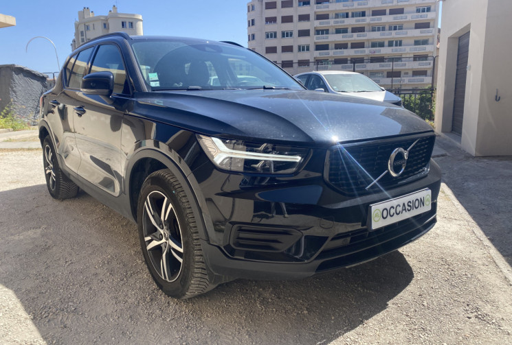 Volvo XC40 T3 163 CH R-DESIGN GEARTRONIC 8 - Toit Pano - Camera