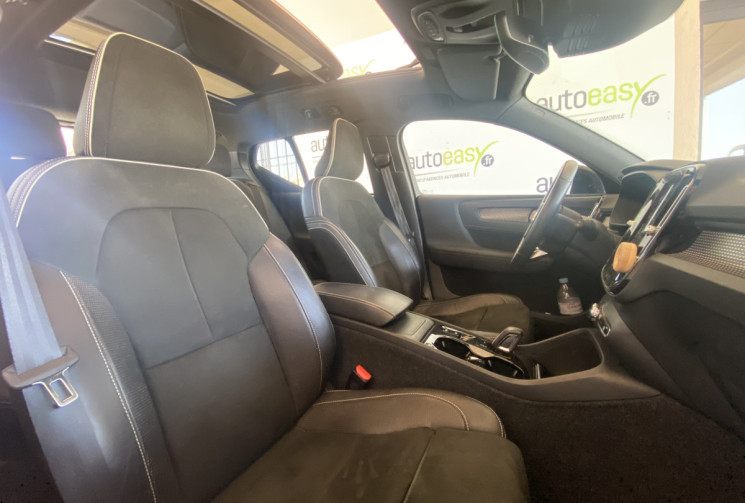 Volvo XC40 T3 163 CH R-DESIGN GEARTRONIC 8 - Toit Pano - Camera