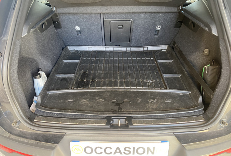 Volvo XC40 T3 163 CH R-DESIGN GEARTRONIC 8 - Toit Pano - Camera