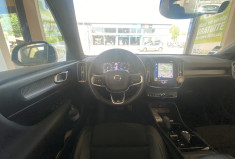 Volvo XC40 T3 163 CH R-DESIGN GEARTRONIC 8 - Toit Pano - Camera