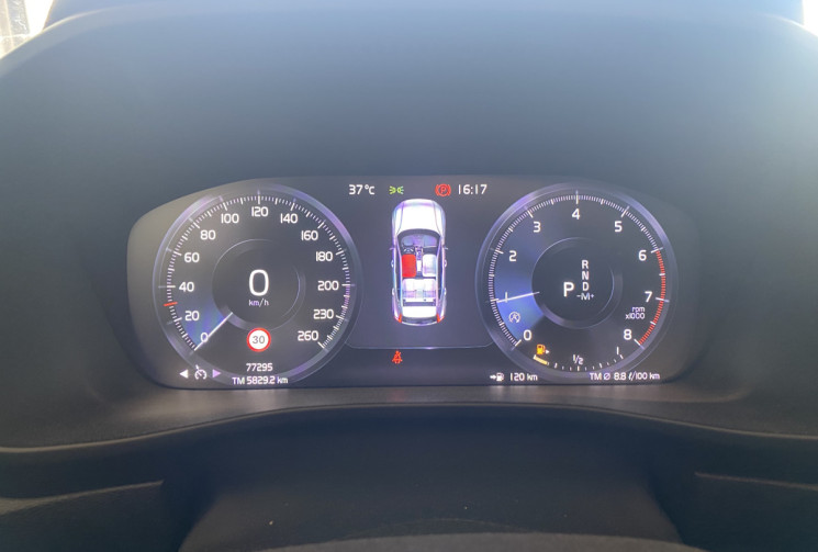 Volvo XC40 T3 163 CH R-DESIGN GEARTRONIC 8 - Toit Pano - Camera