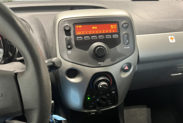 Citroën C1 VTI 68 CH FEEL BVM5 / PREMIERE MAIN