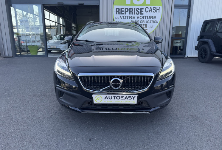 Volvo V40 D2 CROSS COUNTRY 120CH MOMENTUM