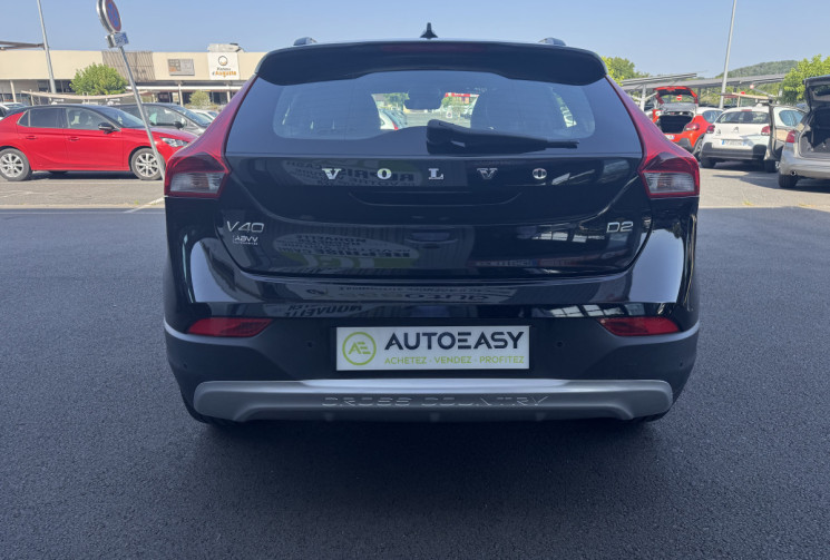 Volvo V40 D2 CROSS COUNTRY 120CH MOMENTUM