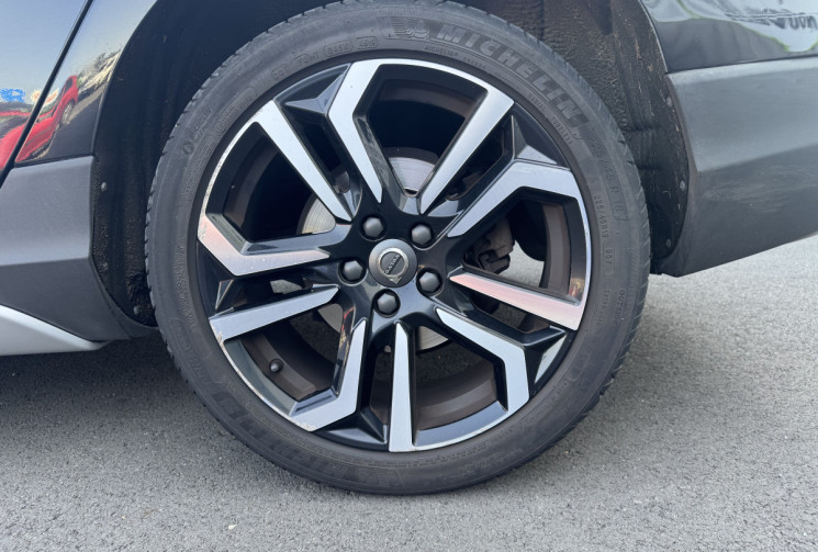 Volvo V40 D2 CROSS COUNTRY 120CH MOMENTUM