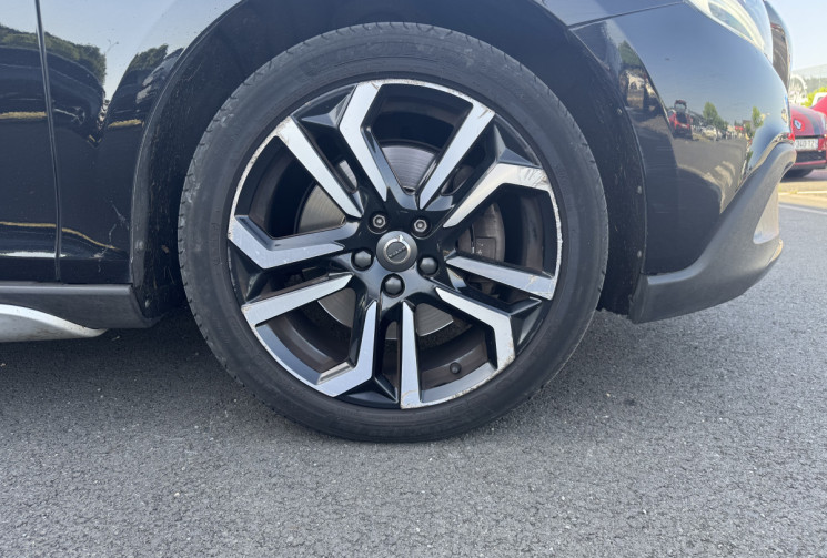 Volvo V40 D2 CROSS COUNTRY 120CH MOMENTUM