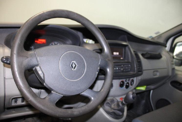 Renault Trafic 125 cv Aménagé VAN LIFE NON VASP MOTEUR A CHAINE 