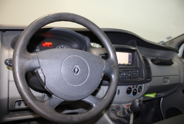 Renault Trafic 125 cv Aménagé VAN LIFE NON VASP MOTEUR A CHAINE 