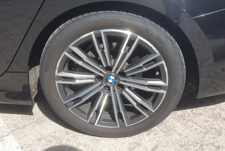 BMW Série 3 TOURING (G21) 318dA 150 M-SPORT * TOIT OUVRANT * CAM 360 * CARPLAY sans fil + induction